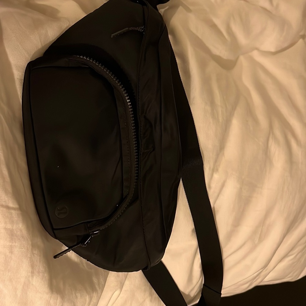 Lululemon bum bag